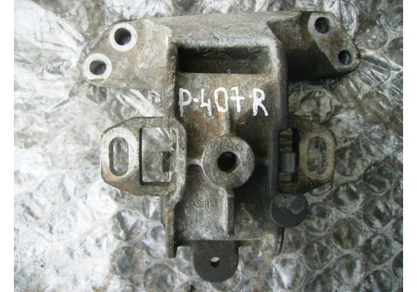 подушка,опора двигуна,ліва Peugeot 407,Citroen C5,1.6hdi,1813.94